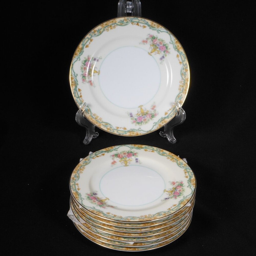 Set of 8 beautiful discontinued bread plates. Noritake Japan ARVANA pat…